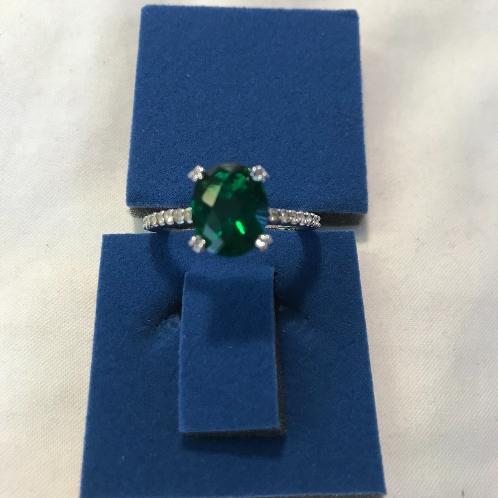 Avon 2007 Jeweltone Ring with Rhinestone Band - Green - Size 10